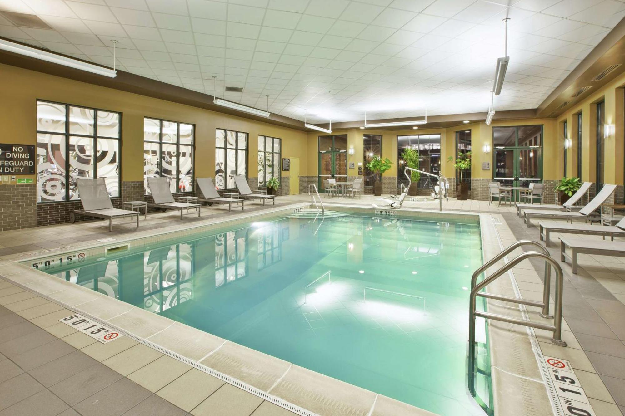 Embassy Suites Columbus - Airport Dış mekan fotoğraf