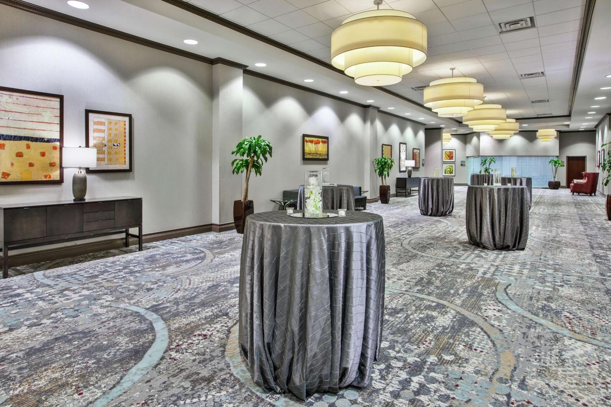 Embassy Suites Columbus - Airport Dış mekan fotoğraf